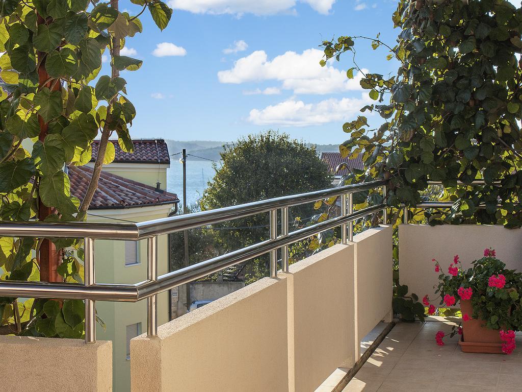 Apartments Ceja Near Sea Medulin Pokoj fotografie